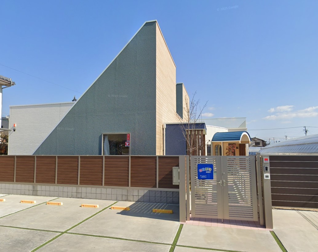 6.アユーラキッズルームあむぱむ空港通り　450ｍ6分