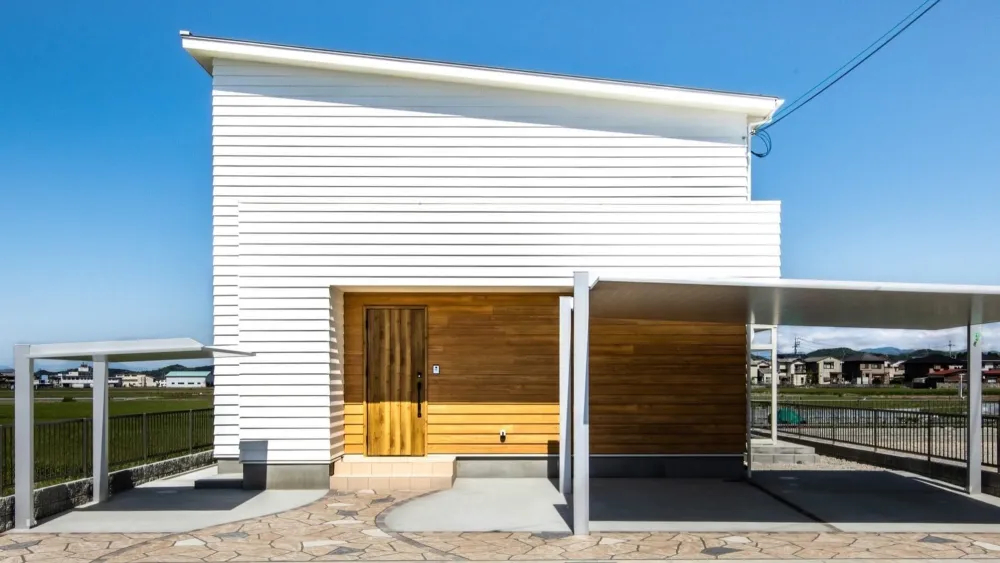 デザインと性能の理想的な融合〜自然素材と最新空調で家族を包む〜