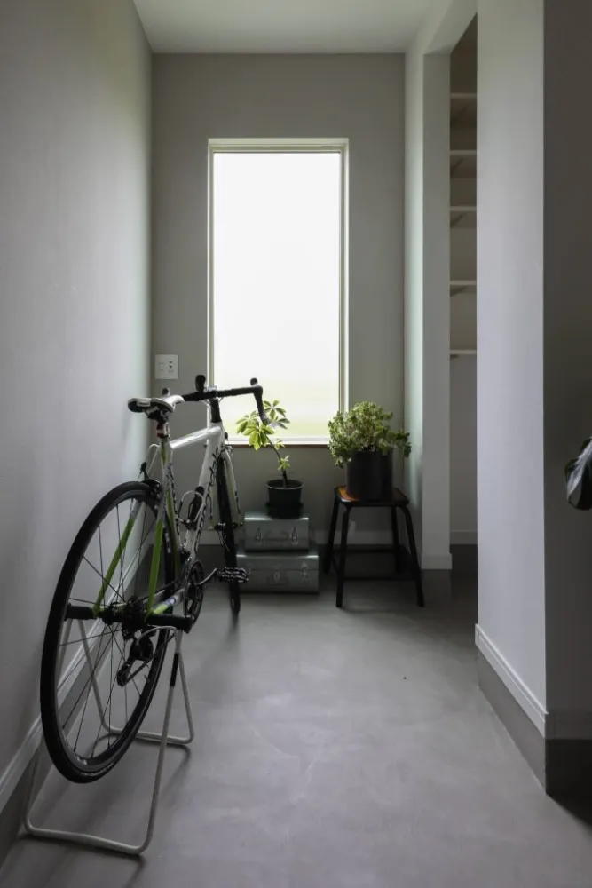 デザインと性能の理想的な融合〜自然素材と最新空調で家族を包む〜