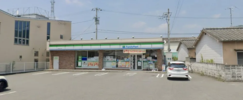 ファミリーマート松山北久米店