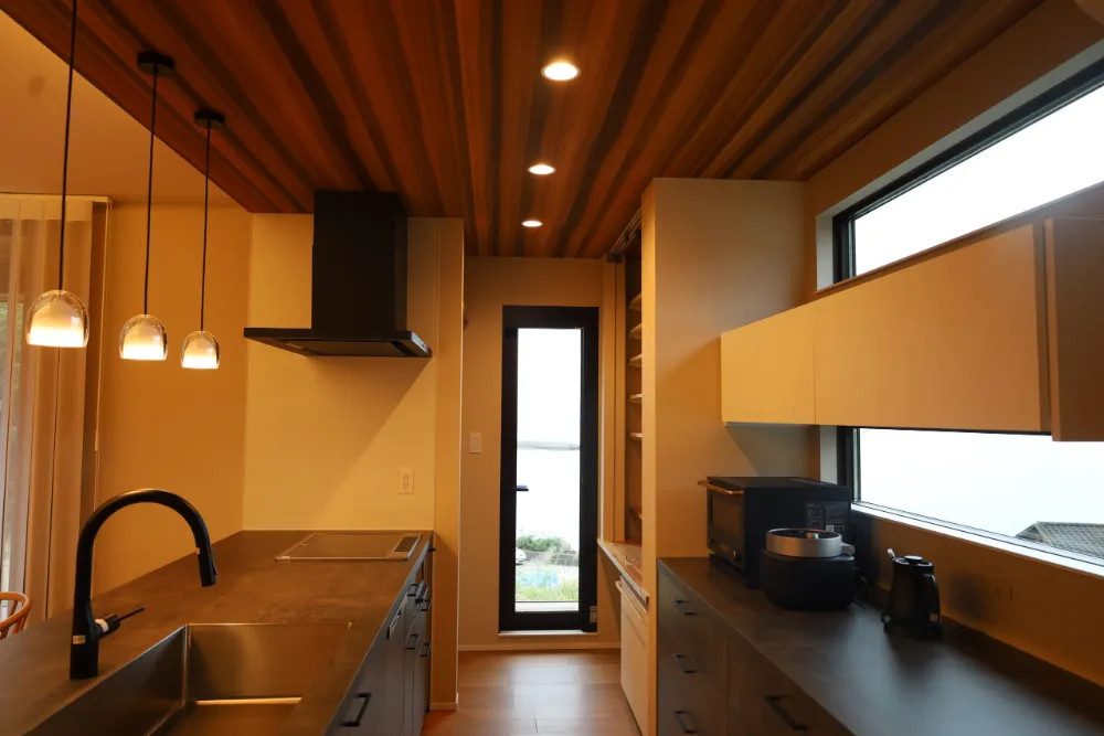 潮風を感じる”しまなみの家”