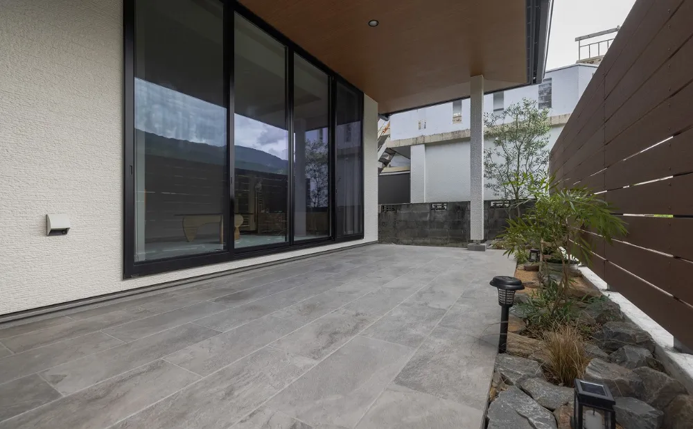 軒下空間を愉しむ平屋