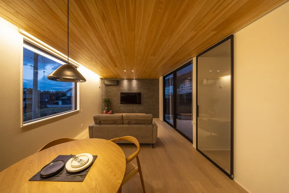 海景と中庭の平屋