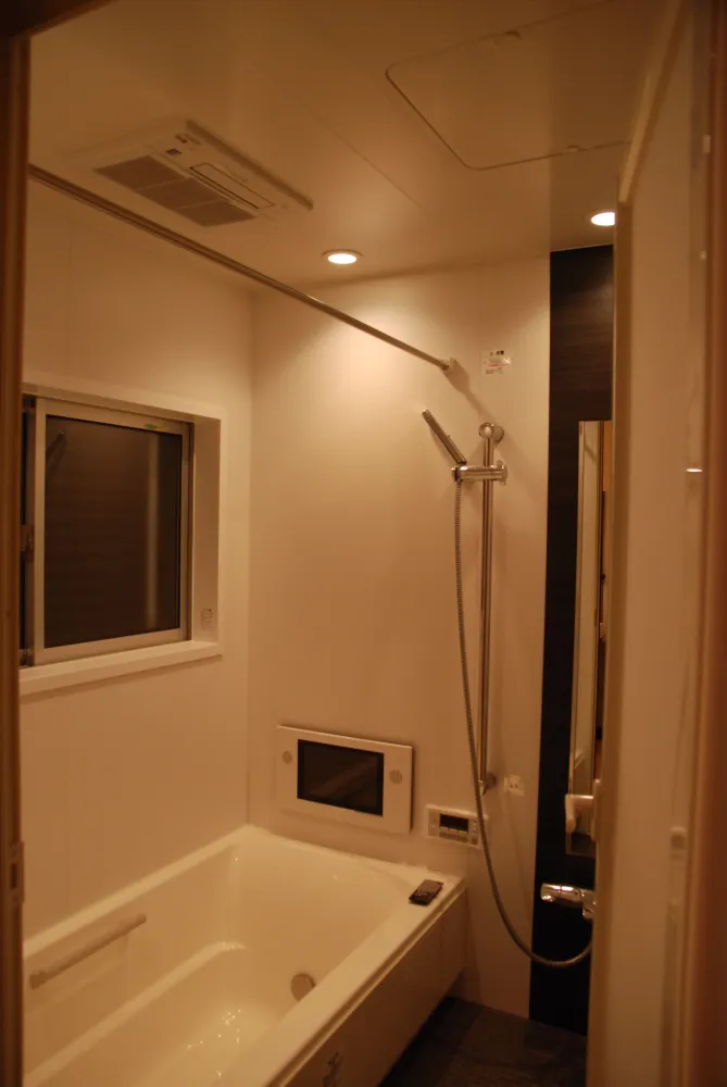 伝統美と現代の暮らしが調和する、平屋の住まい