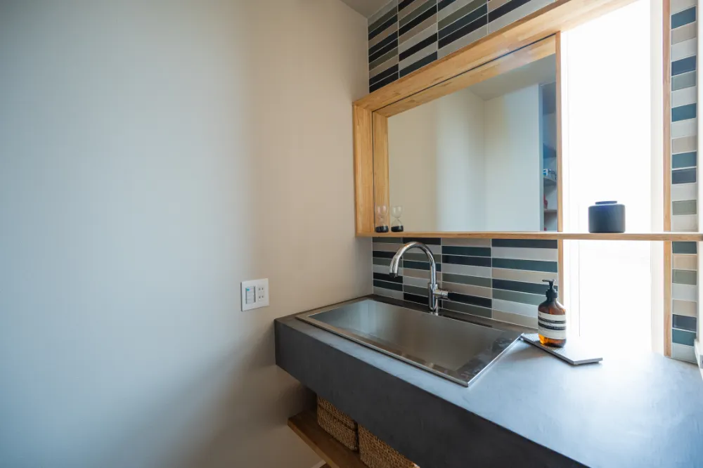 こだわりの造作洗面台