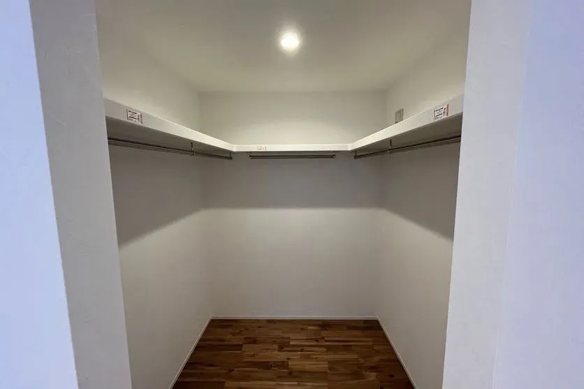 2帖のウォークインクローゼット