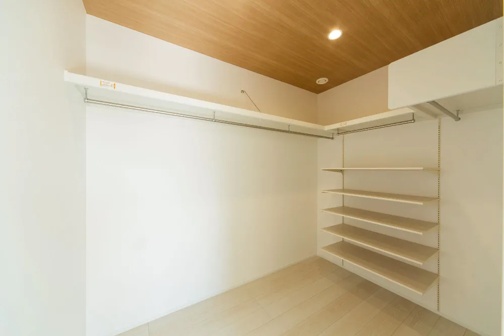 整理整頓が楽しくなる、ゆとりの収納空間