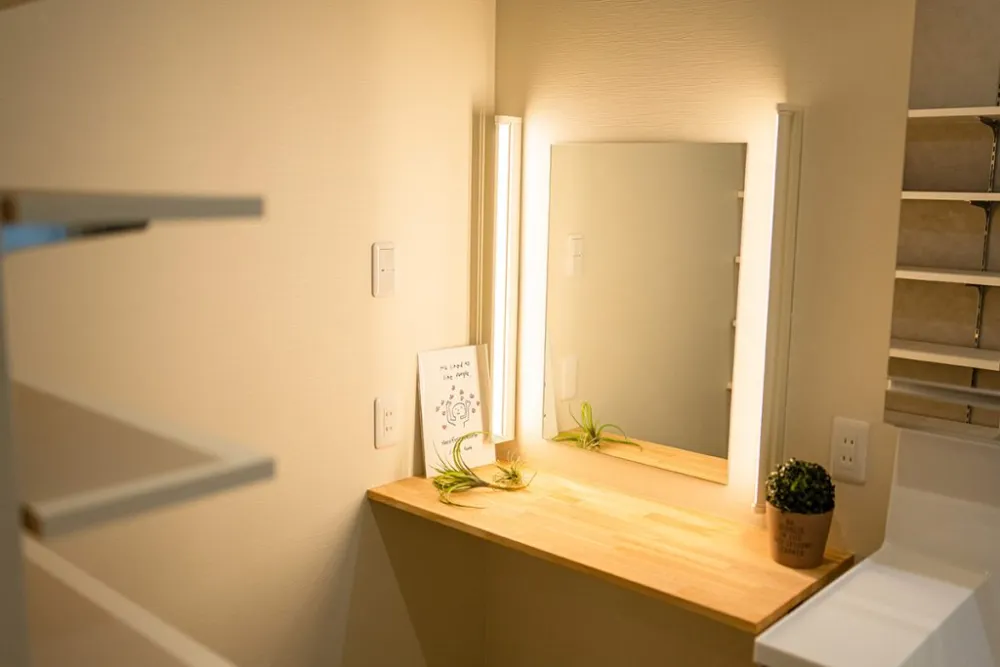 木のぬくもりに個性が光る、家族の成長に寄り添うナチュラルモダンの家