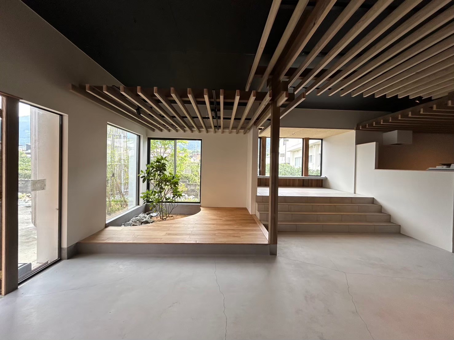 デザイナーズＳＲ土居町