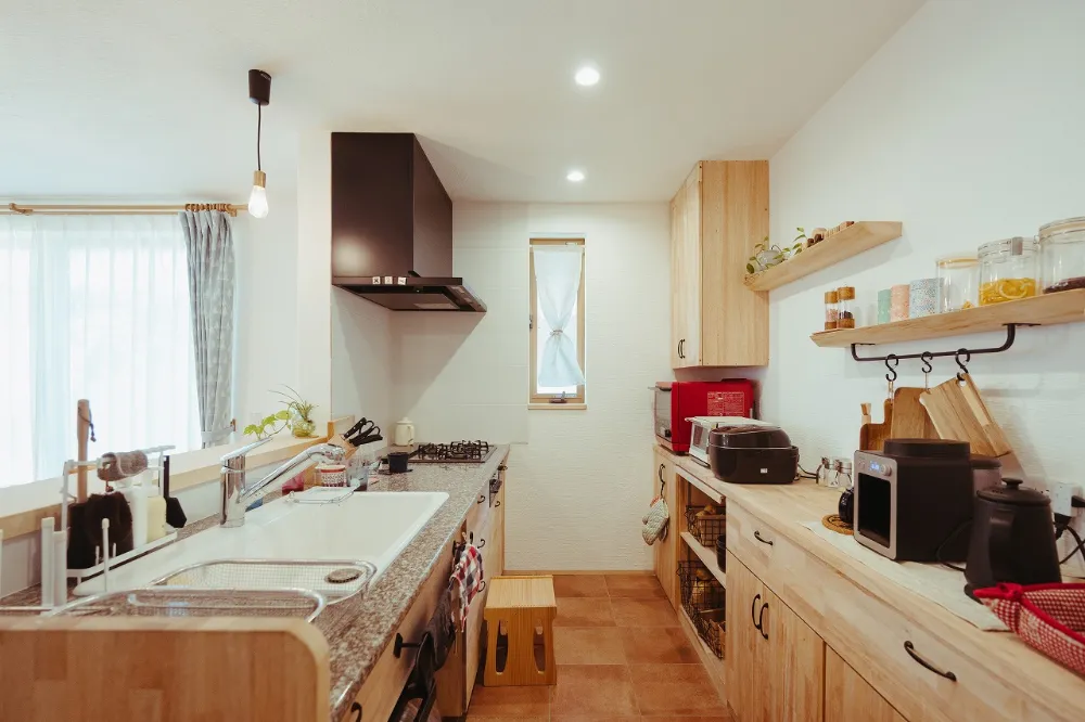 子供たちと一緒に育つ天然素材のおおらかな家