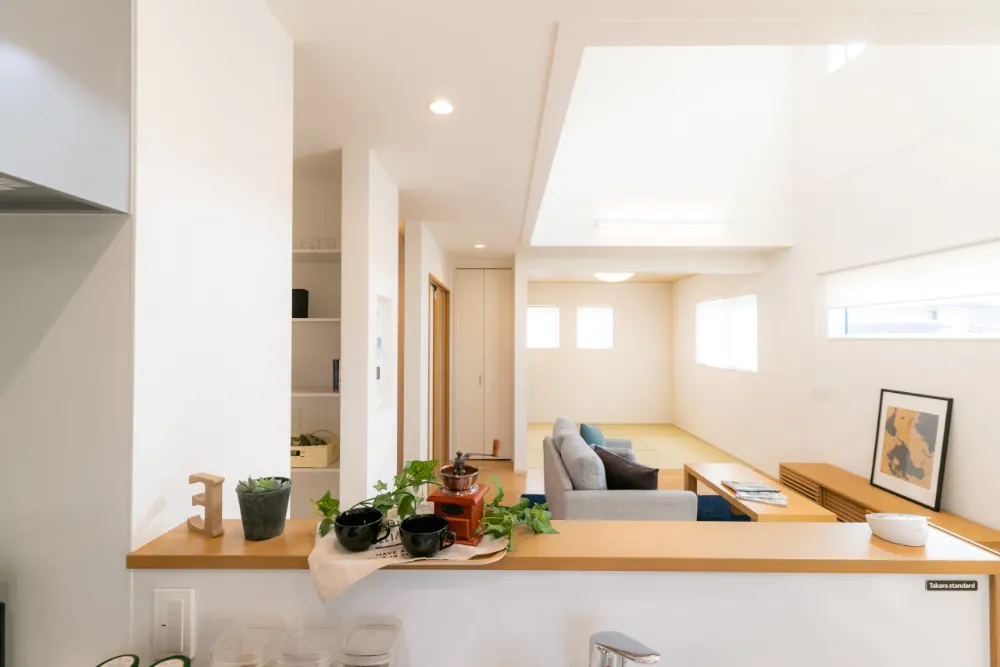 光と暖かさに包まれる高性能ZEH仕様